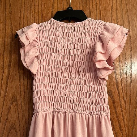 NWOT PinkBlush Smocked Layered Ruffle Flutter Sleeve Maternity Midi Dress - Picture 6 of 7